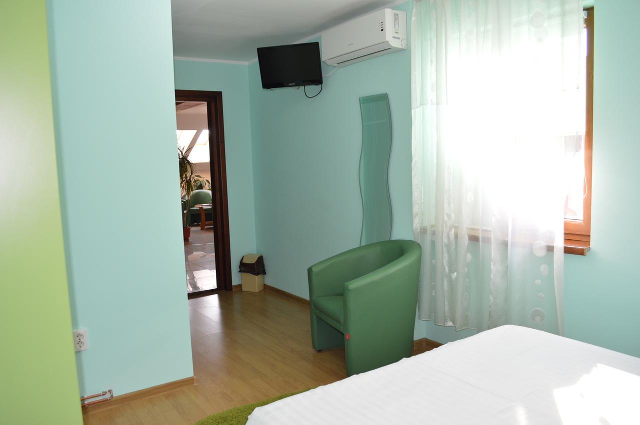 Hotel Martisorul Kaczyka Zewnętrze zdjęcie