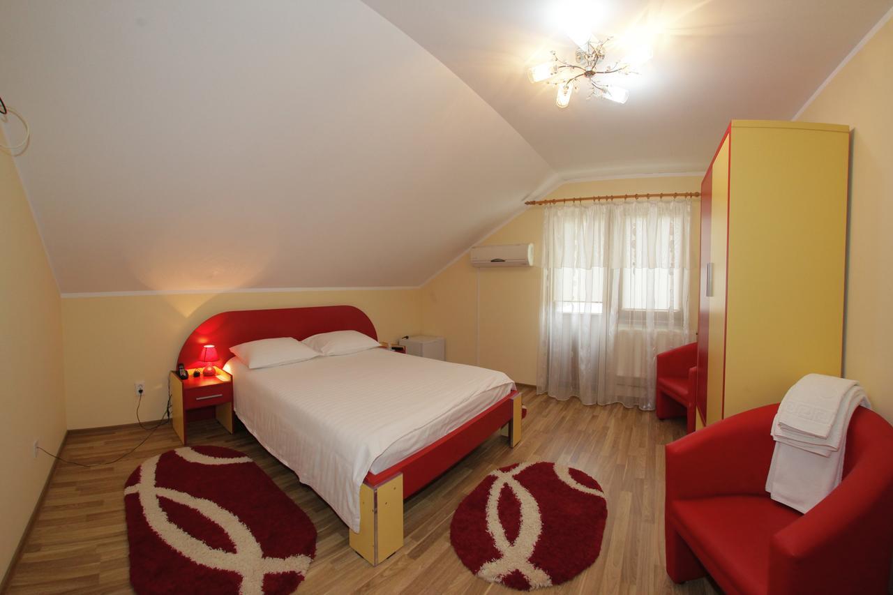 Hotel Martisorul Kaczyka Zewnętrze zdjęcie