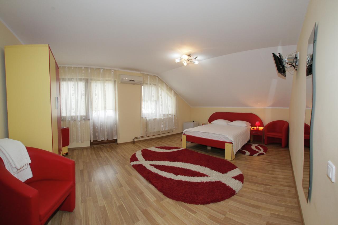 Hotel Martisorul Kaczyka Zewnętrze zdjęcie